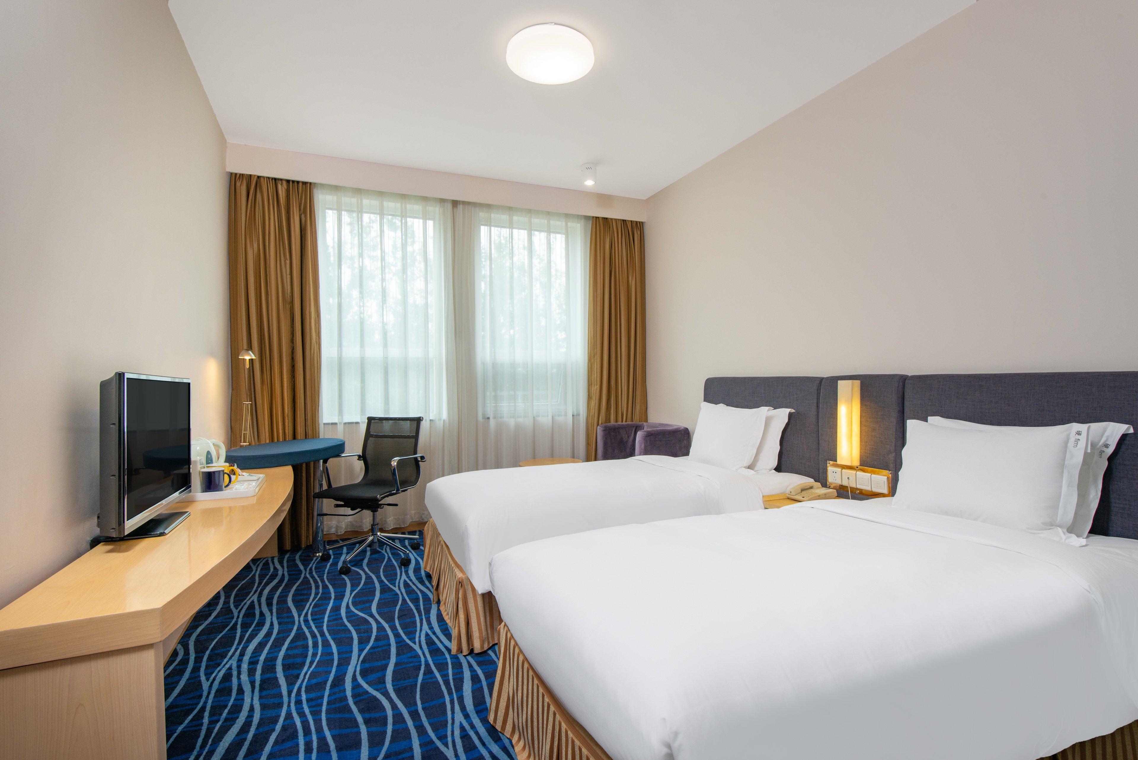 Holiday Inn Express Tianjin Airport, An Ihg Hotel Екстер'єр фото