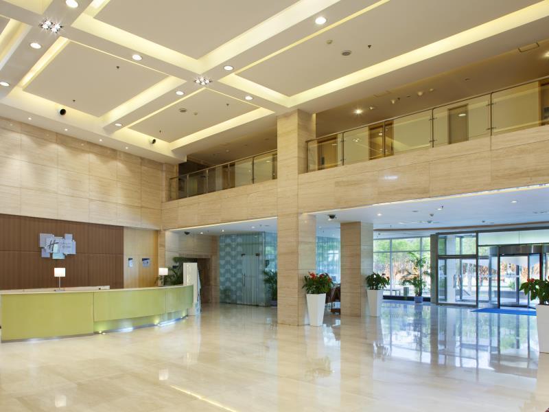 Holiday Inn Express Tianjin Airport, An Ihg Hotel Екстер'єр фото