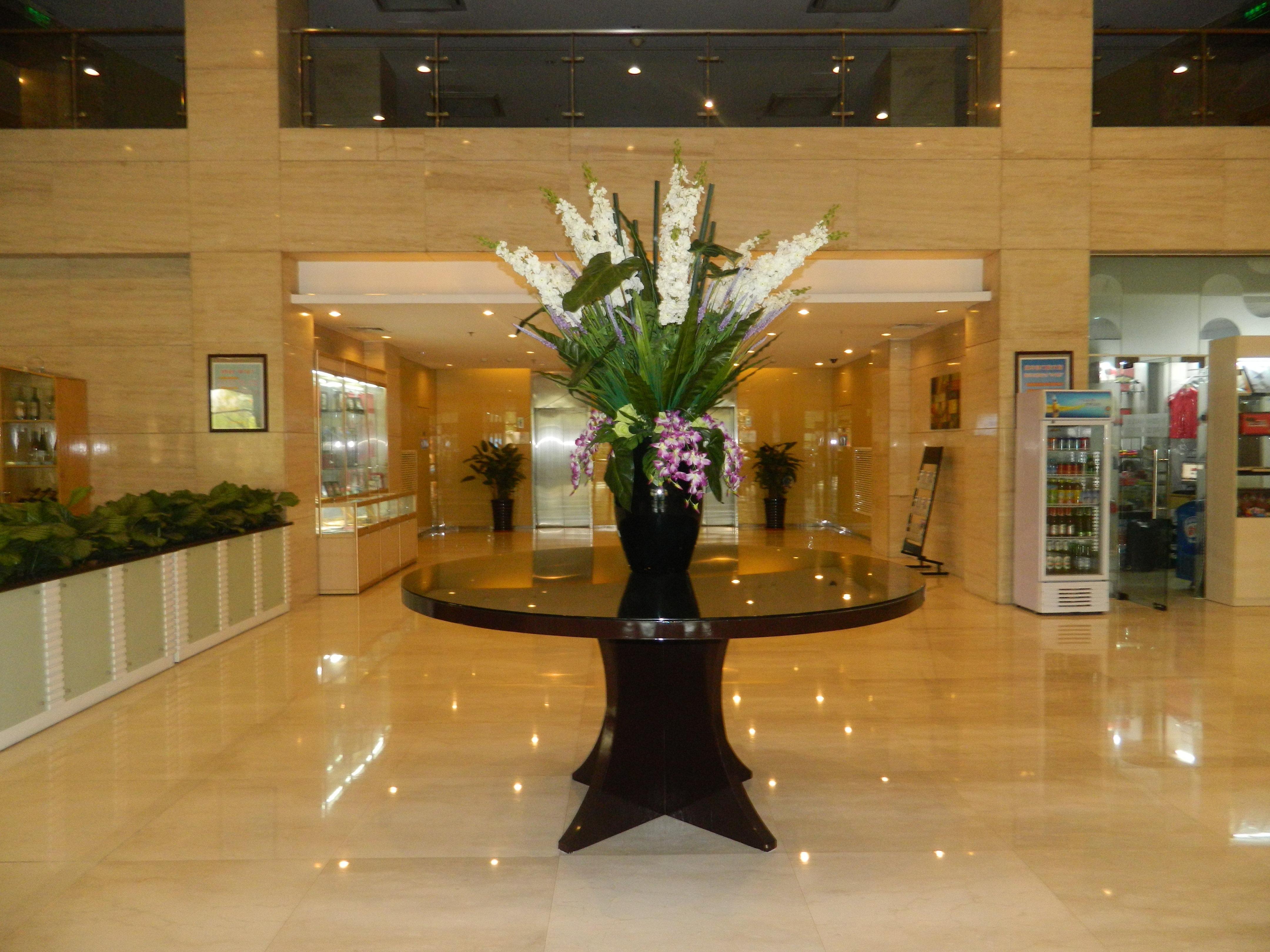 Holiday Inn Express Tianjin Airport, An Ihg Hotel Екстер'єр фото