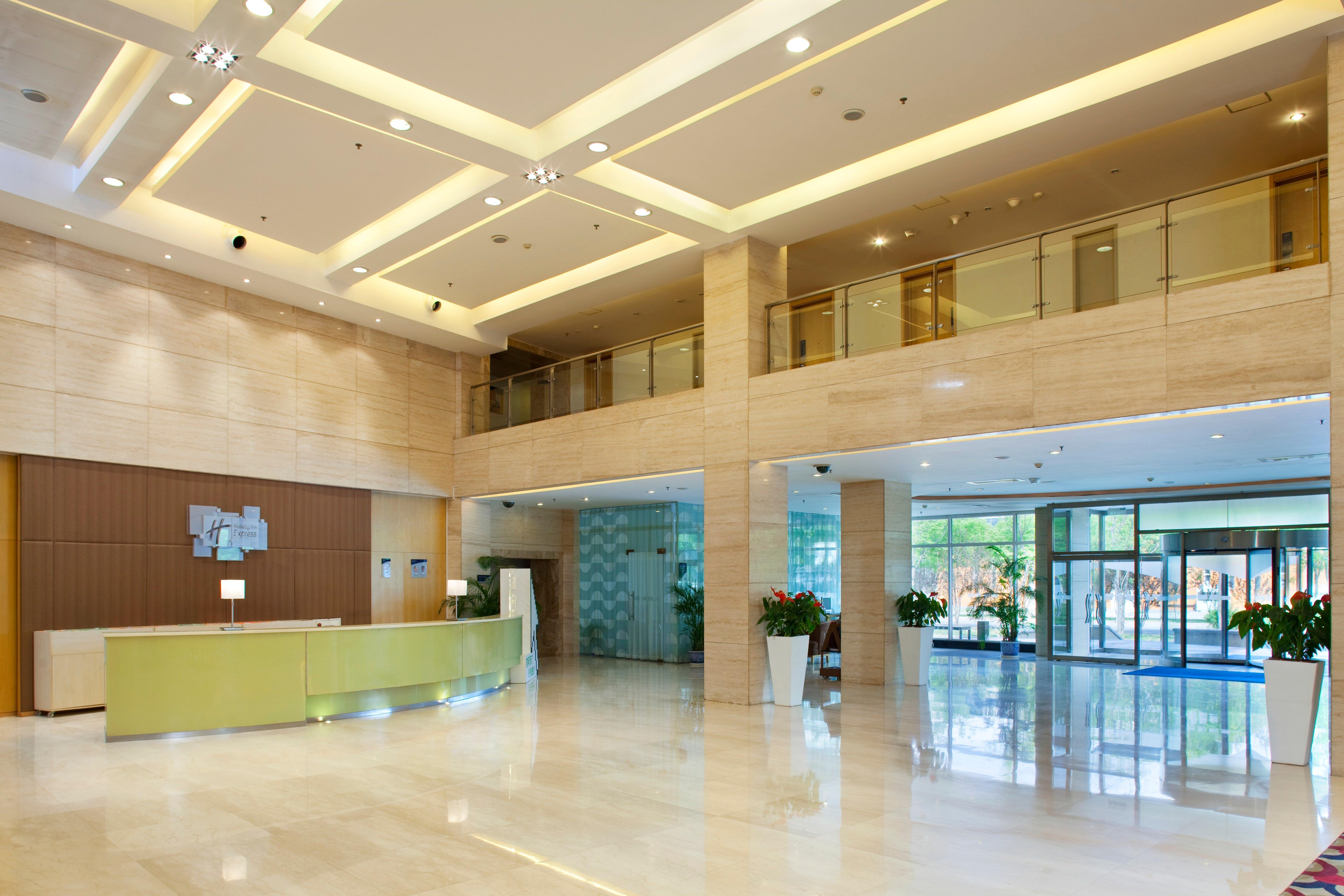 Holiday Inn Express Tianjin Airport, An Ihg Hotel Екстер'єр фото